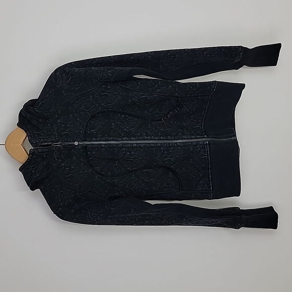 Lululemon Scuba Hiver 2013 limited edition size 6 - Picture 1 of 11